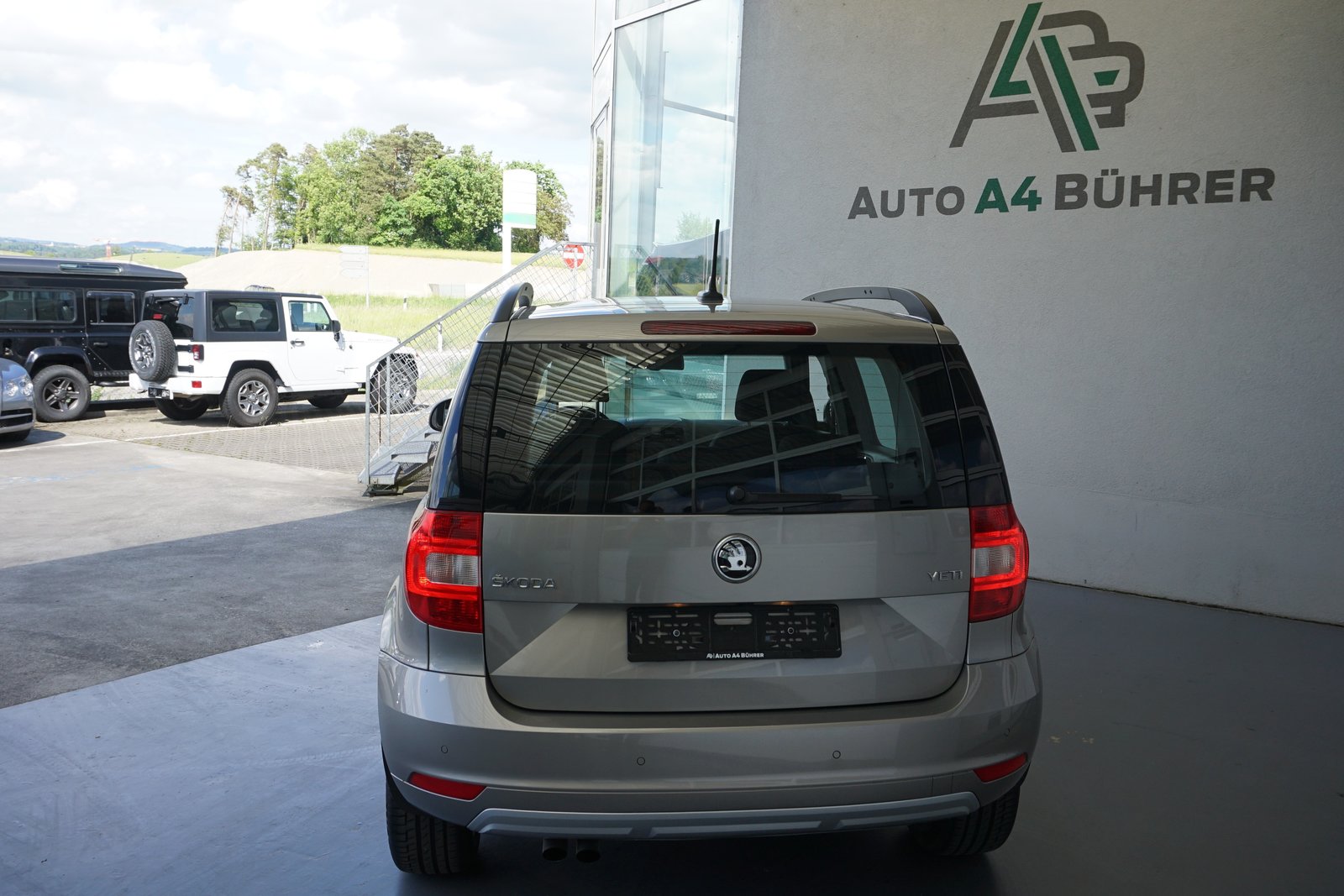 SKODA Yeti 1.4 TSI Elegance, Benzin, Occasion / Gebraucht, Automatik - 7