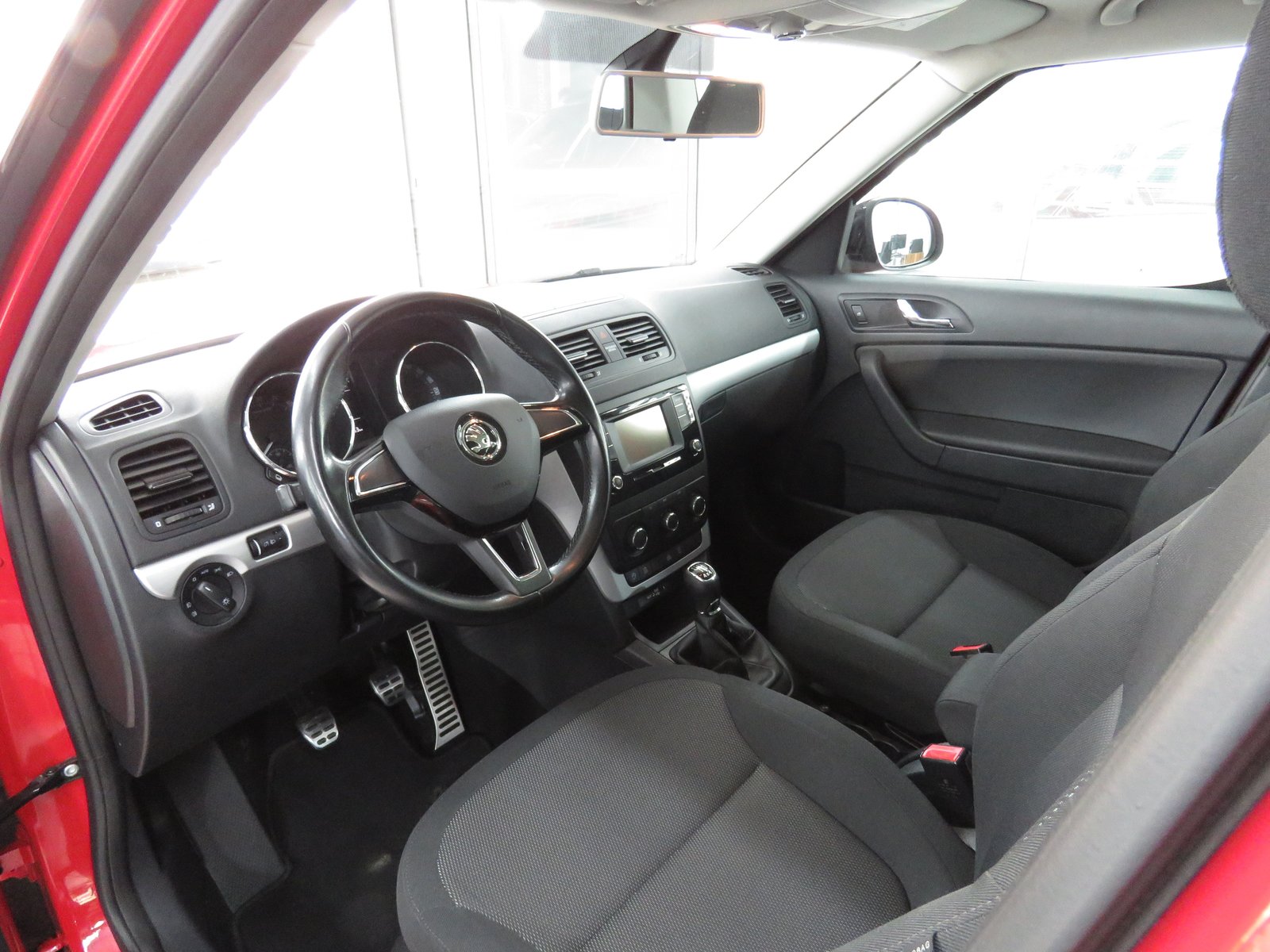 SKODA Yeti 2.0 TDI Ambition Outdoor 4x4, Diesel, Occasioni / Usate, Manuale - 7