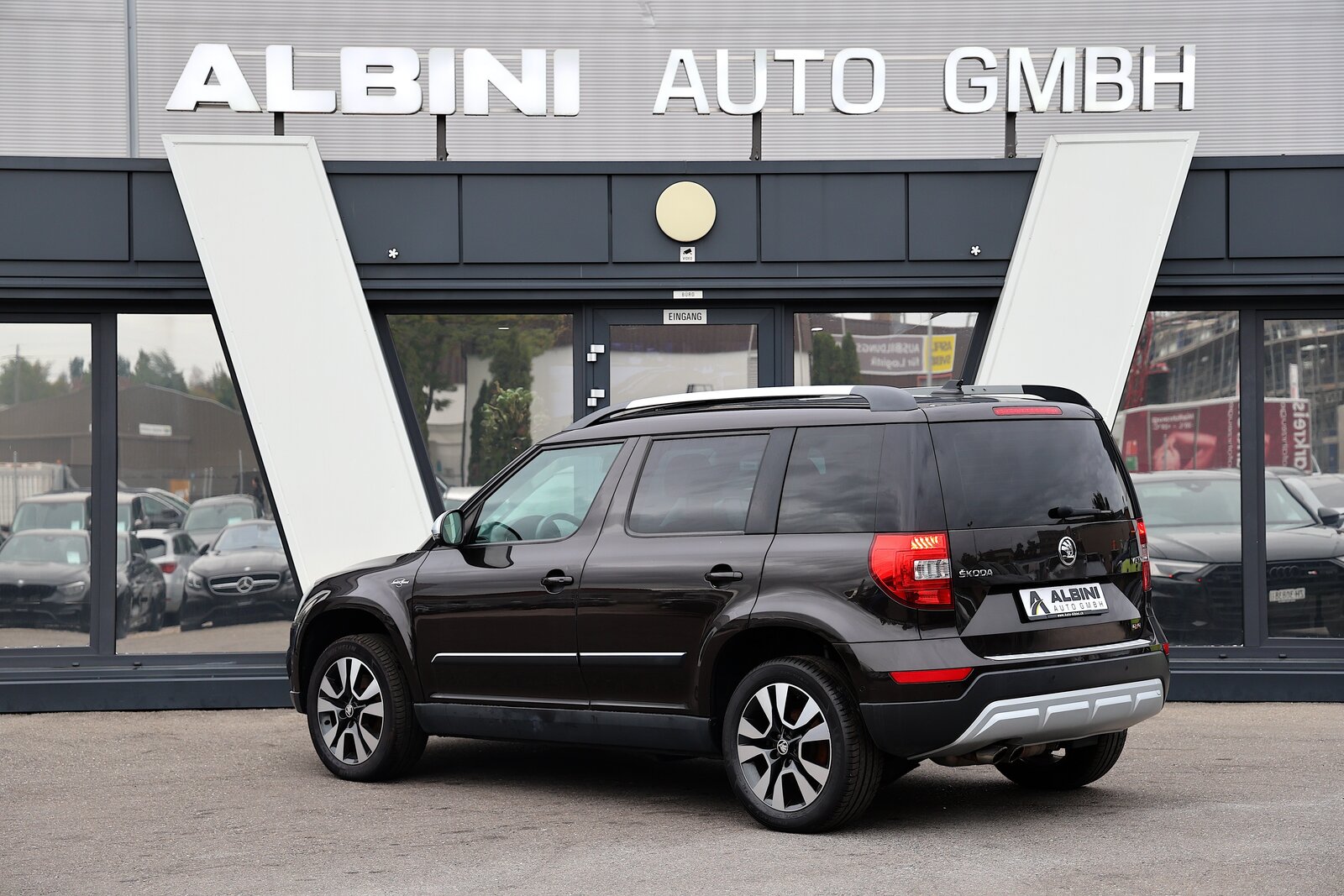 SKODA Yeti 2.0 TDI LK 4x4 DSG, Diesel, Second hand / Used, Automatic - 4