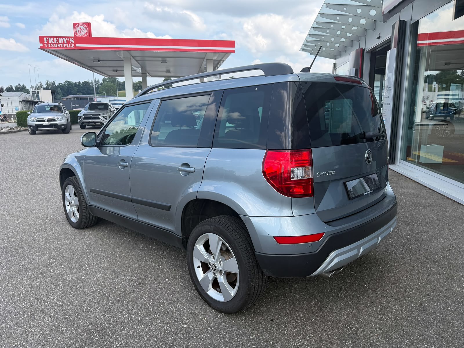 SKODA Yeti 2.0 TDI Outdoor Swiss Joy 4x4 DSG, Diesel, Occasioni / Usate, Automatico - 3