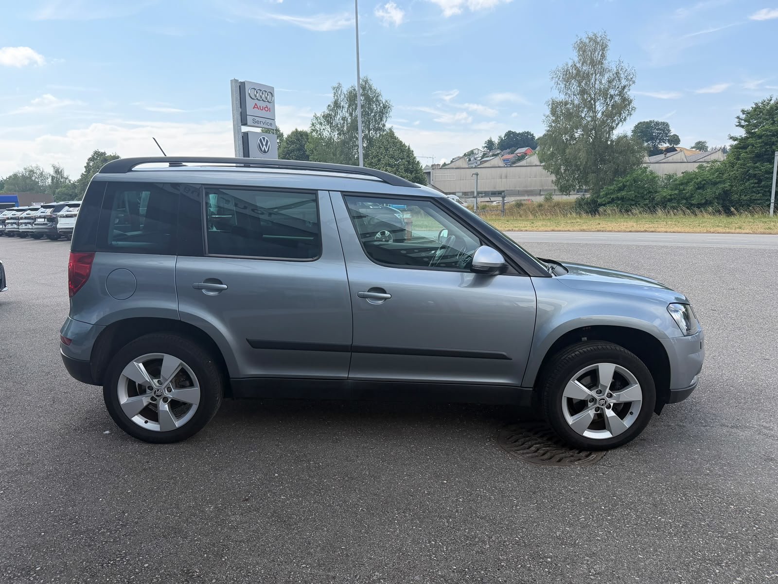 SKODA Yeti 2.0 TDI Outdoor Swiss Joy 4x4 DSG, Diesel, Occasioni / Usate, Automatico - 6