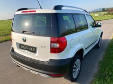 SKODA Yeti 2.0 TDI Active 4x4, Diesel, Second hand / Used, Manual - 3