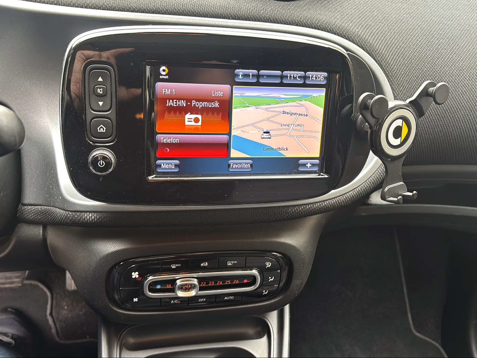 SMART forfour prime twinamic, CH Fahrzeug, ab MFK, 8 Fach bereift , Benzina, Occasioni / Usate, Automatico - 7