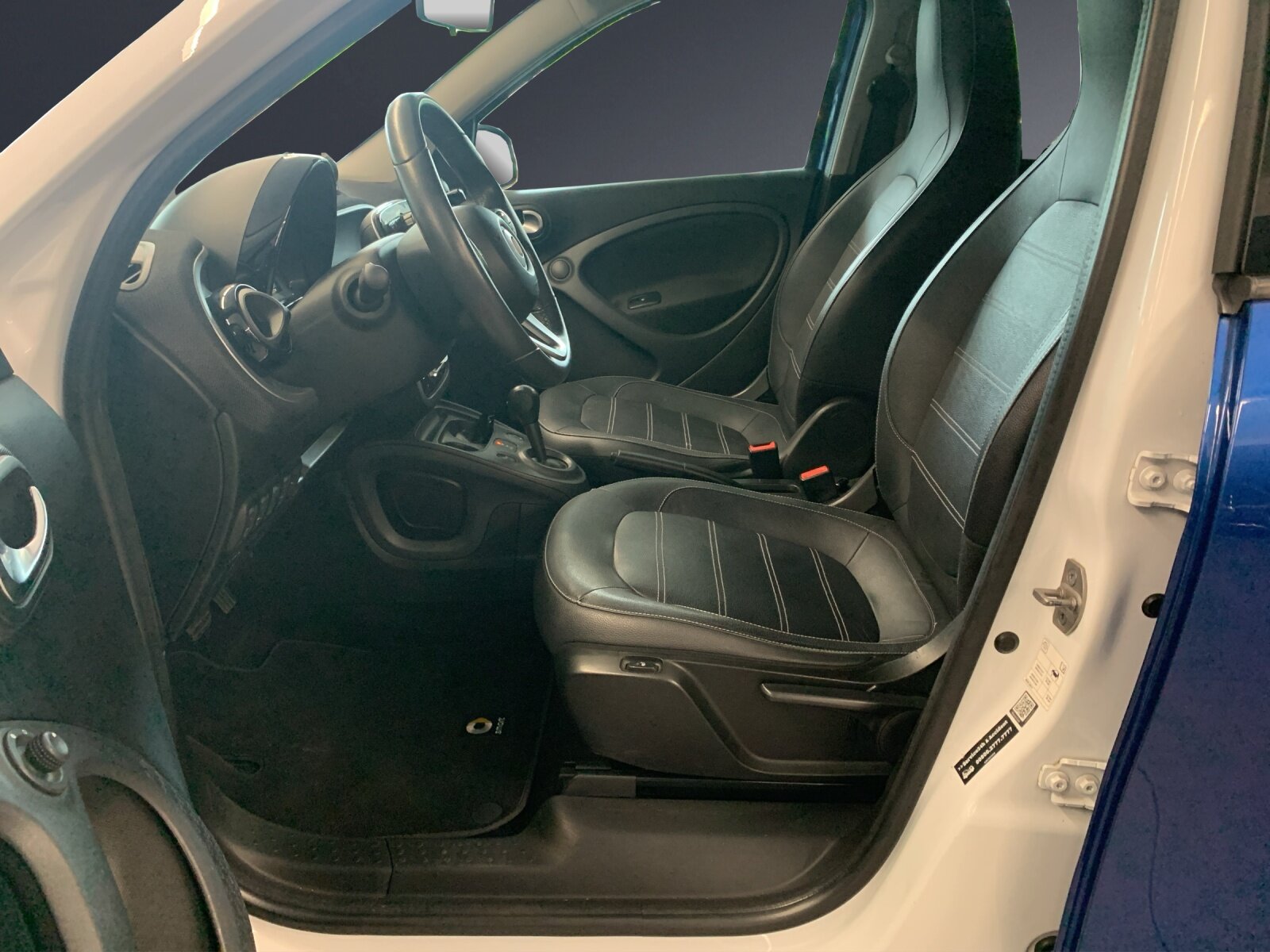 SMART forfour prime twinamic, Benzin, Occasion / Gebraucht, Automatik - 7