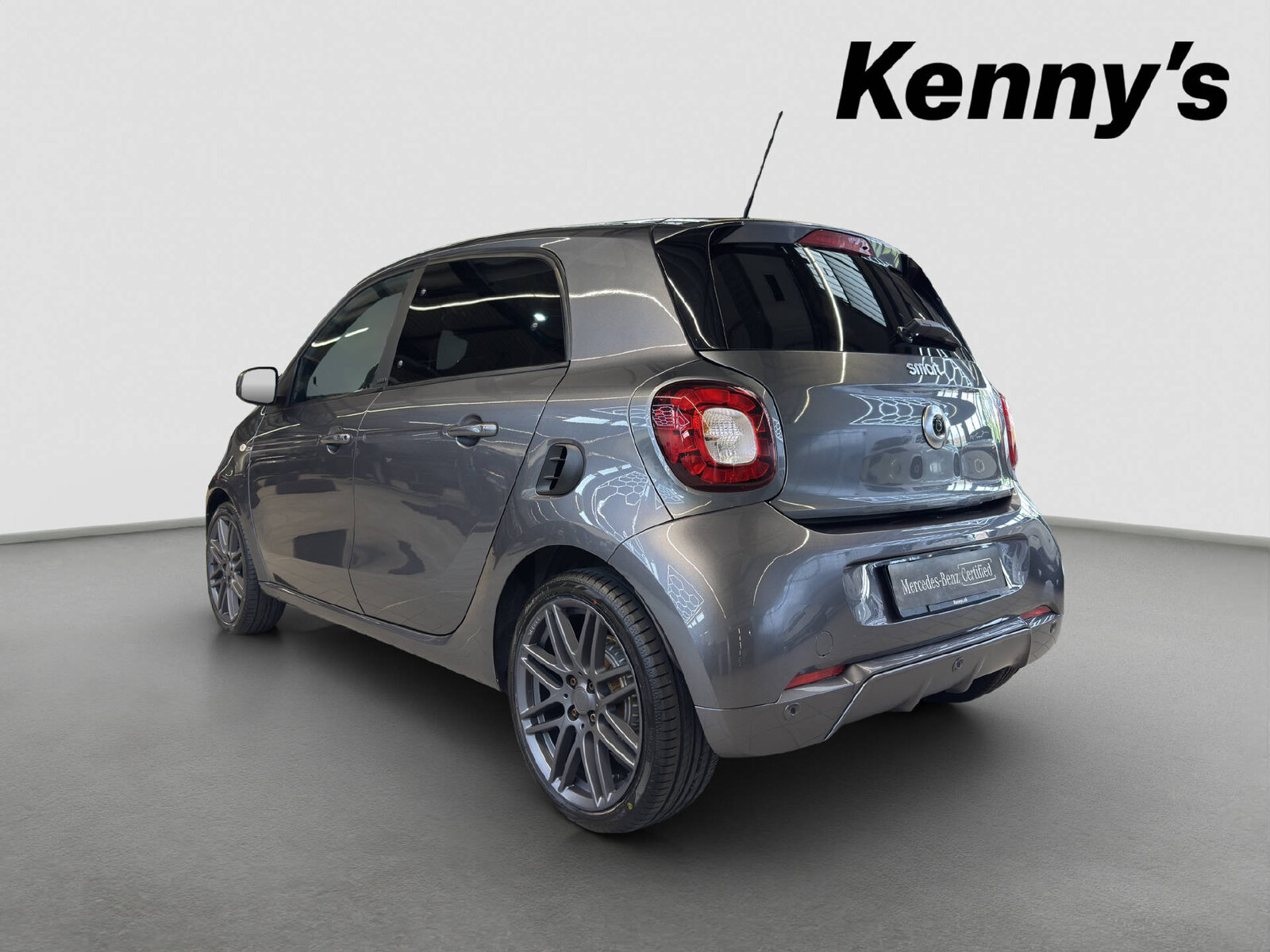SMART Forfour 0.9 Passion twinamic, Petrol, Second hand / Used, Automatic - 4