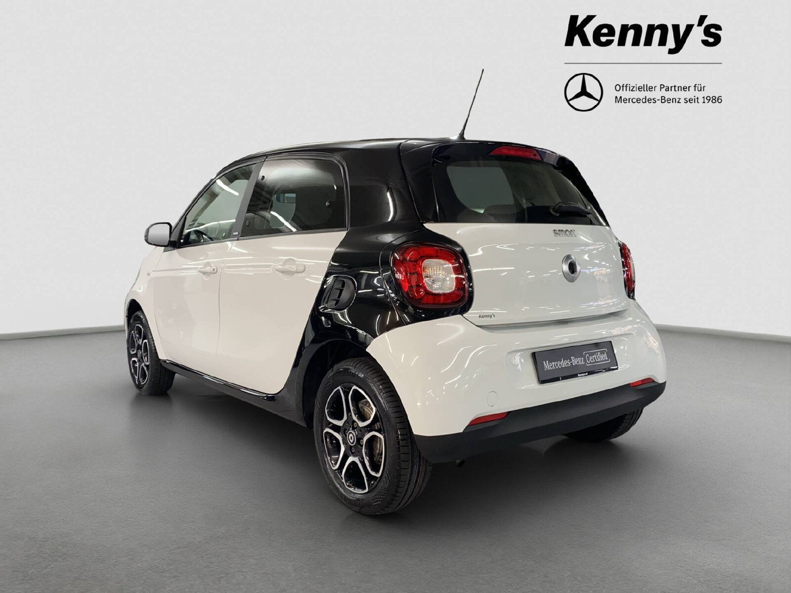 SMART Forfour 0.9 Passion twinamic, Benzin, Occasion / Gebraucht, Automatik - 4