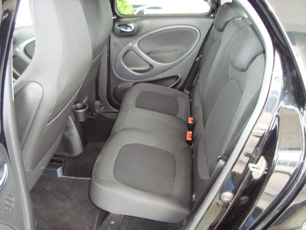 SMART FORFOUR 0.9 Passion twinamic, Essence, Occasion / Utilisé, Automatique - 7