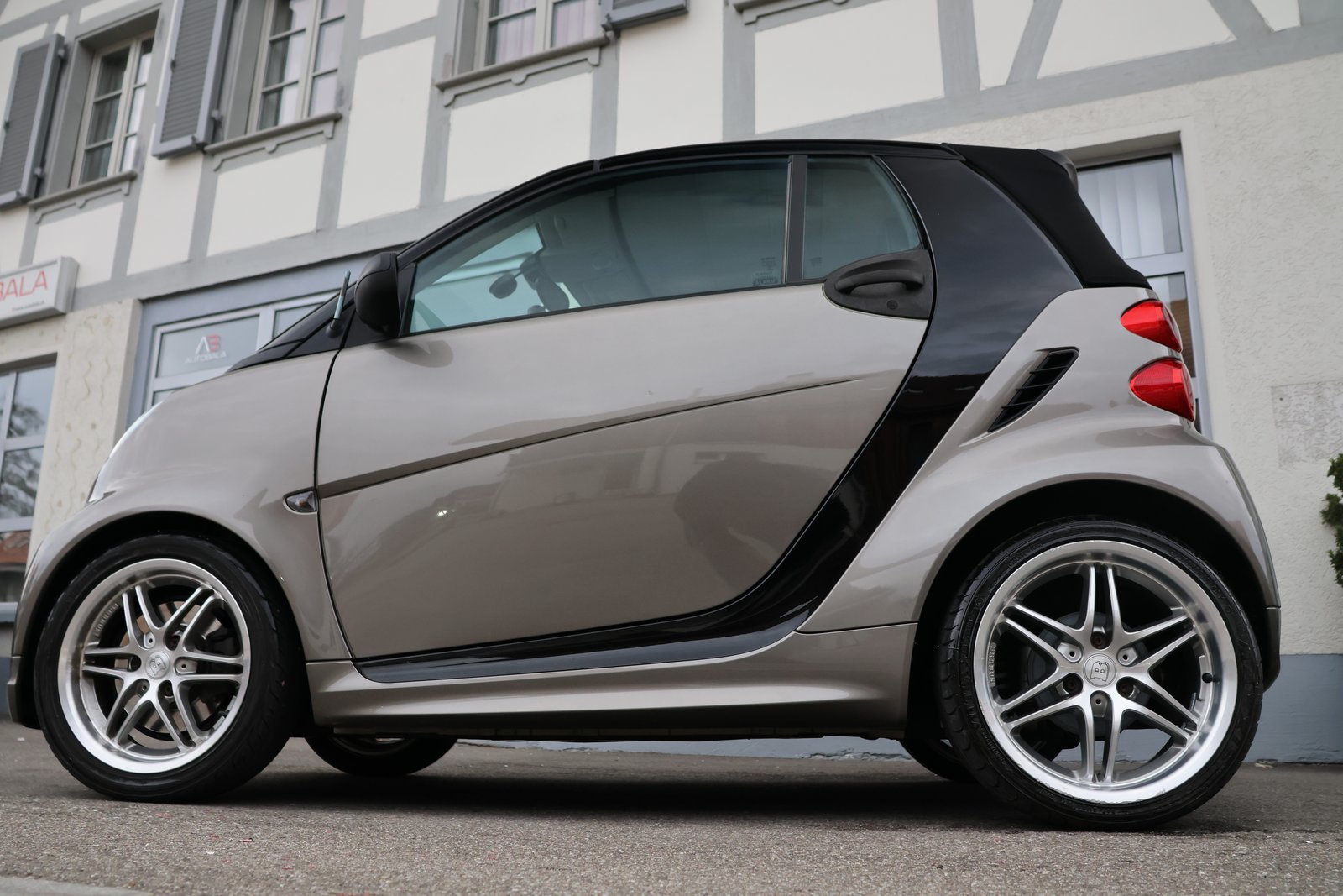 SMART fortwo Brabus Xclusive softouch, Petrol, Second hand / Used, Automatic - 2