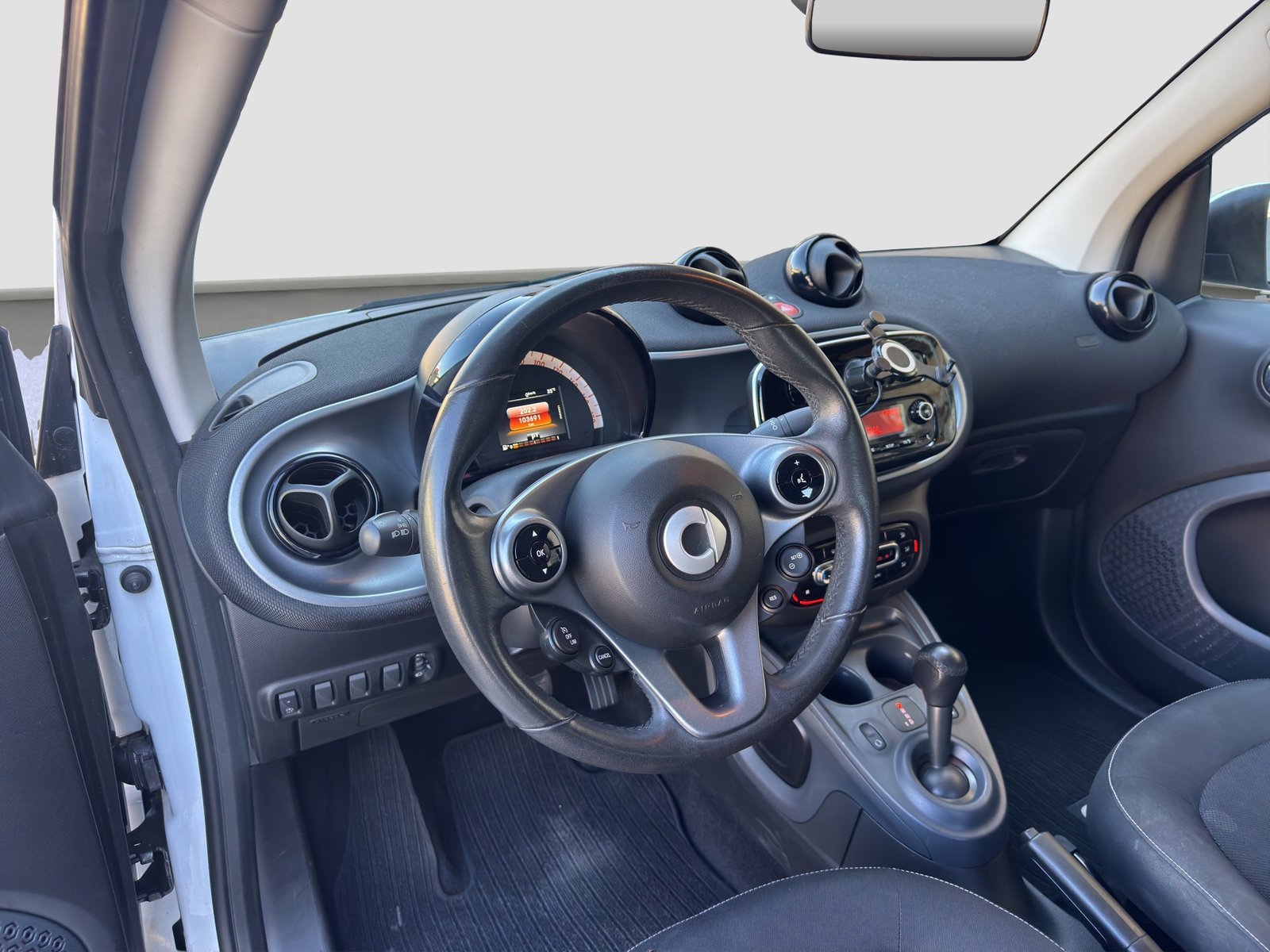 SMART fortwo twinmatic, Benzin, Occasion / Gebraucht, Automatik - 5
