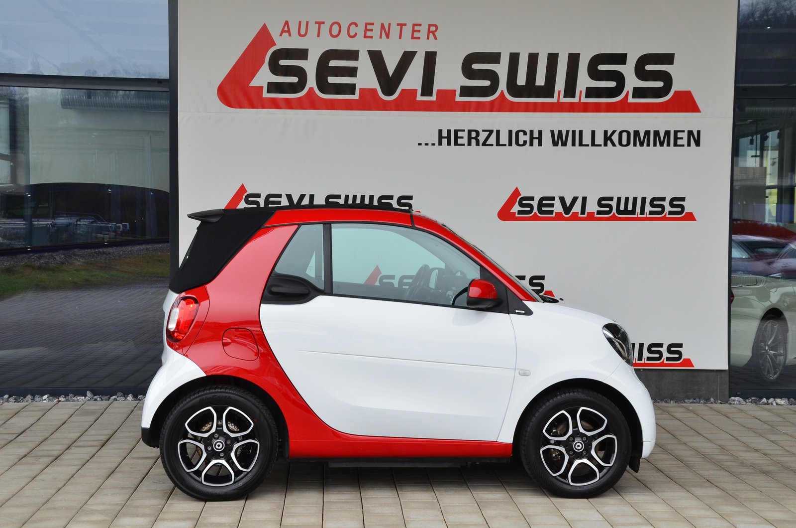 SMART fortwo EQ passion (incl. battery)*Ab MFK,1 Jahr oder 2, Elektro, Occasion / Gebraucht, Automatik - 2