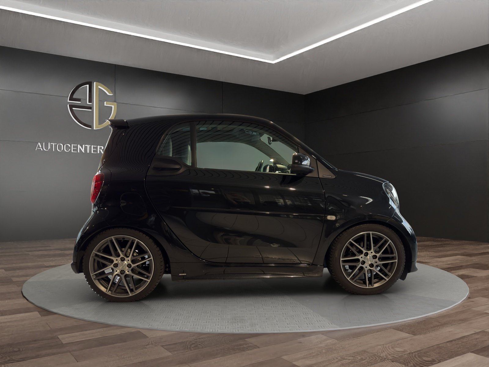 SMART fortwo Brabus Xclusive twinmatic Black Batch, Benzin, Occasion / Gebraucht, Automatik - 5