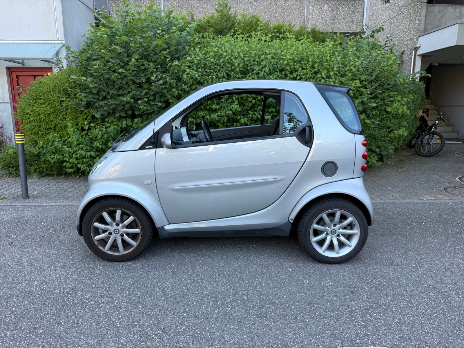 SMART fortwo grandstyle, Benzin, Occasion / Gebraucht, Automatik - 2