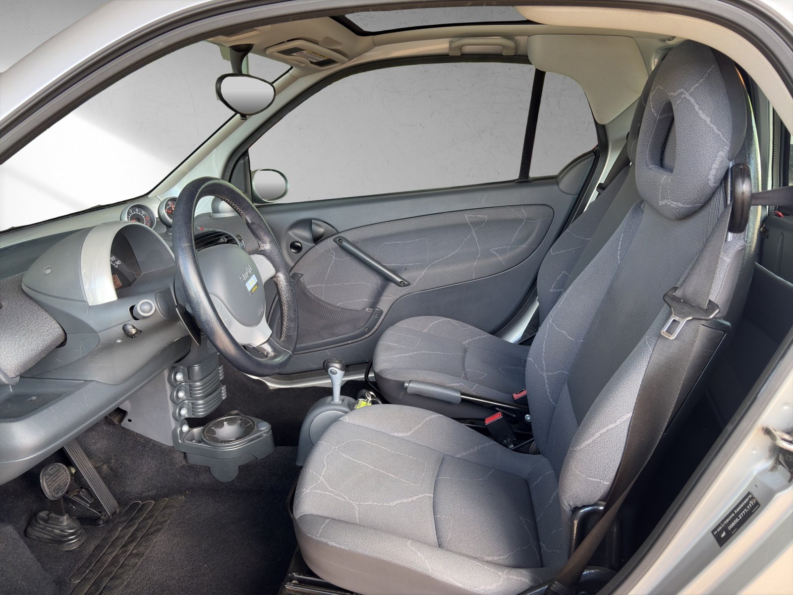 SMART fortwo passion, Petrol, Second hand / Used, Automatic - 5