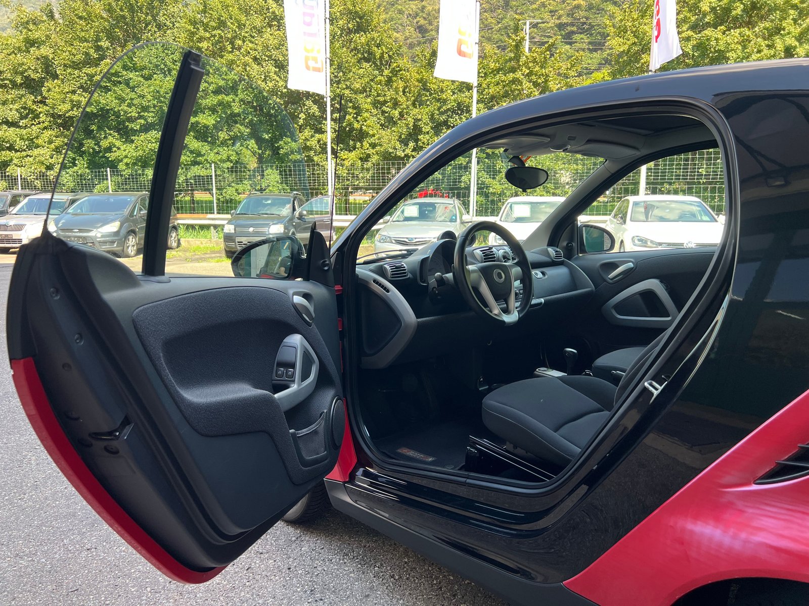 SMART FORTWO swiss edition mhd softouch, Benzin, Occasion / Gebraucht, Automatik - 5