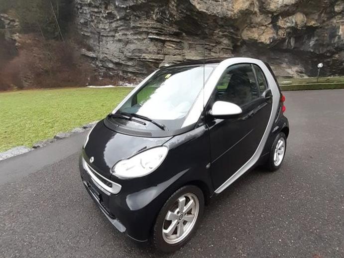 SMART Fortwo Coupé 1000 84 Passion, Petrol, Second hand / Used, Automatic