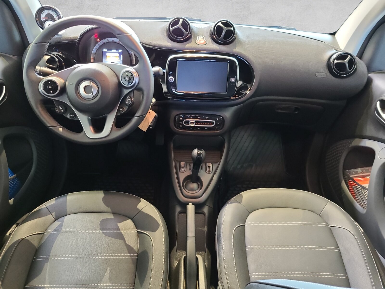 SMART Fortwo Coupé prime C453, Électrique, Occasion / Utilisé, Automatique - 4