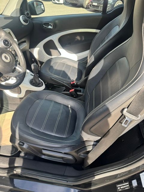 SMART FORTWO 0.9, Benzin, Occasion / Gebraucht, Handschaltung - 6