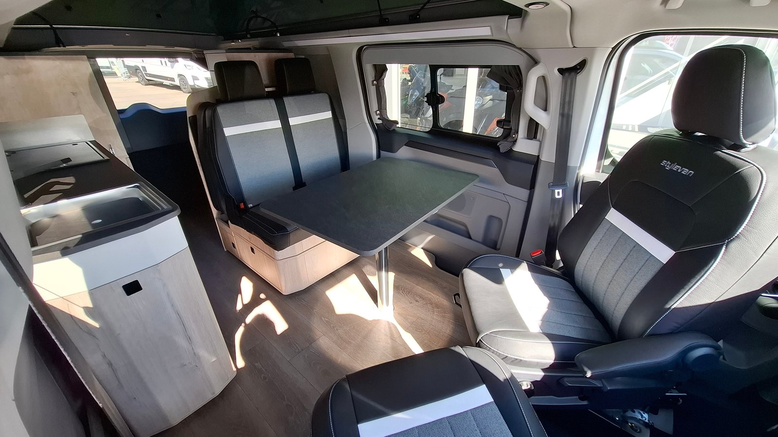 STYLEVAN Belize 4x4 170, Diesel, Voiture nouvelle, Automatique - 6