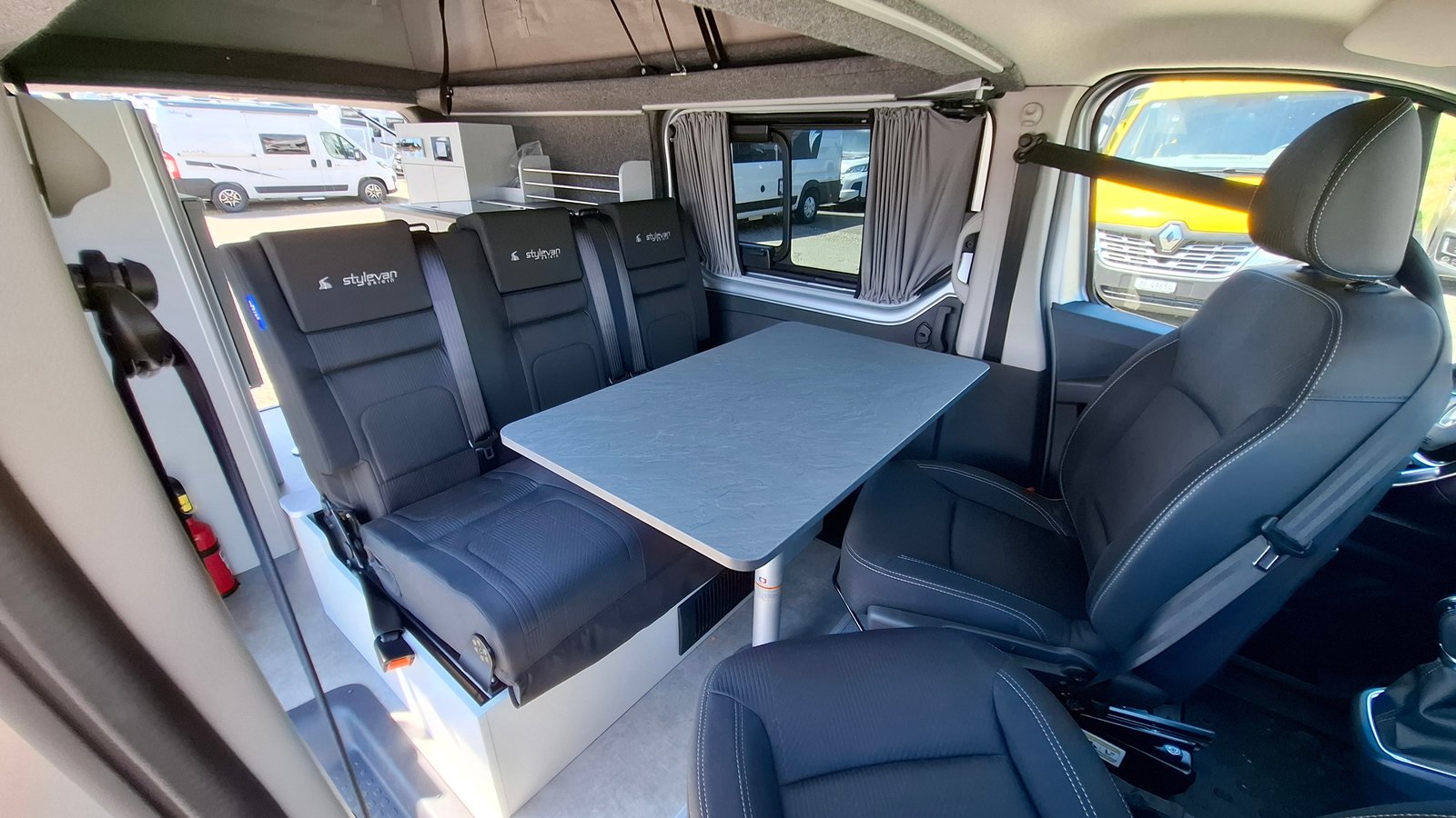 STYLEVAN Origin Austral V-5 PLACES, Diesel, Voiture nouvelle, Automatique - 5