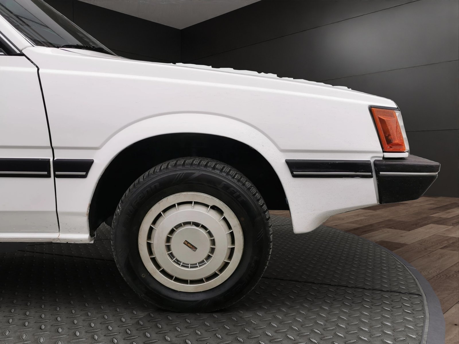 SUBARU 1.8 SuperStation 4WD Veteran AUT, Benzin, Occasion / Gebraucht, Automatik - 3