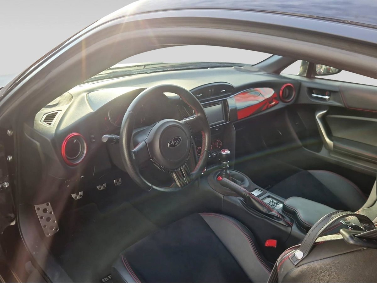 SUBARU BRZ 2.0R, Benzin, Occasion / Gebraucht, Handschaltung - 6