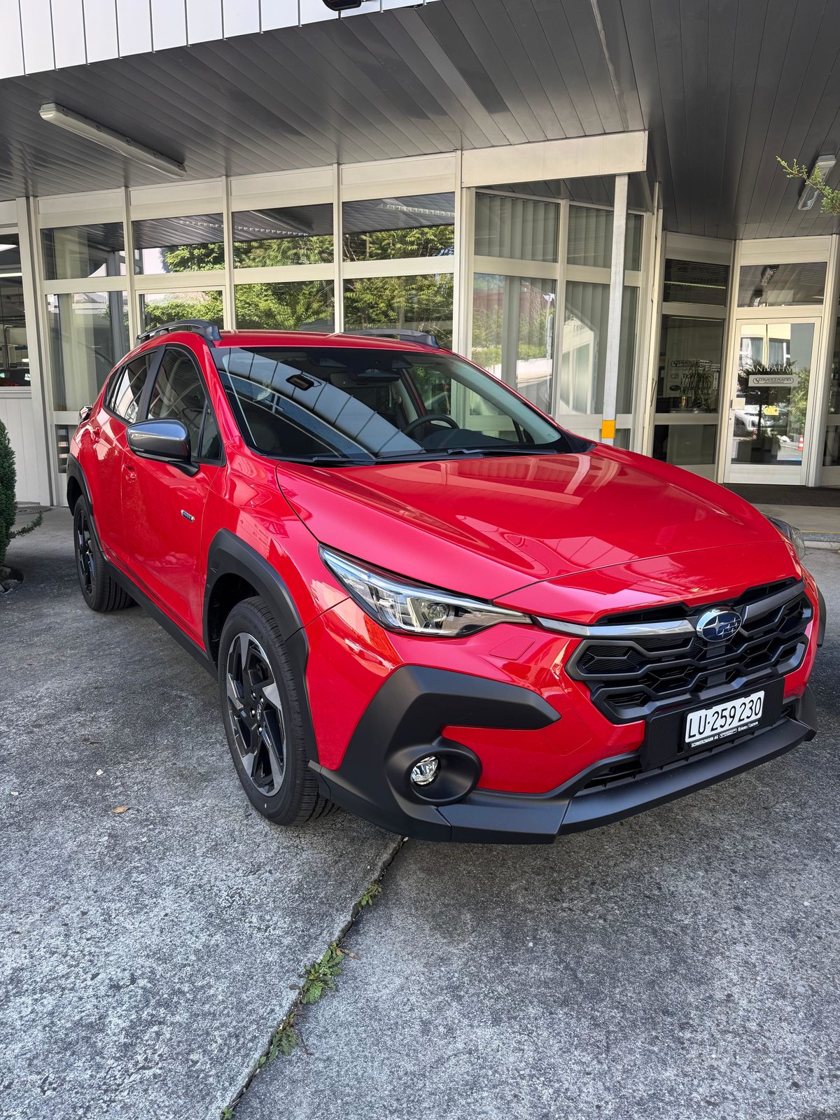 SUBARU Crosstrek 2.0i e-Boxer Swiss Plus