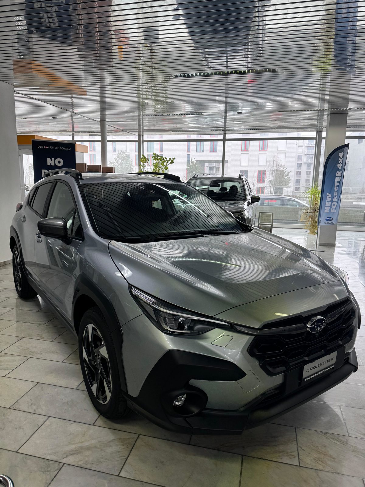 SUBARU Crosstrek 2.0i e-Boxer Swiss Plus