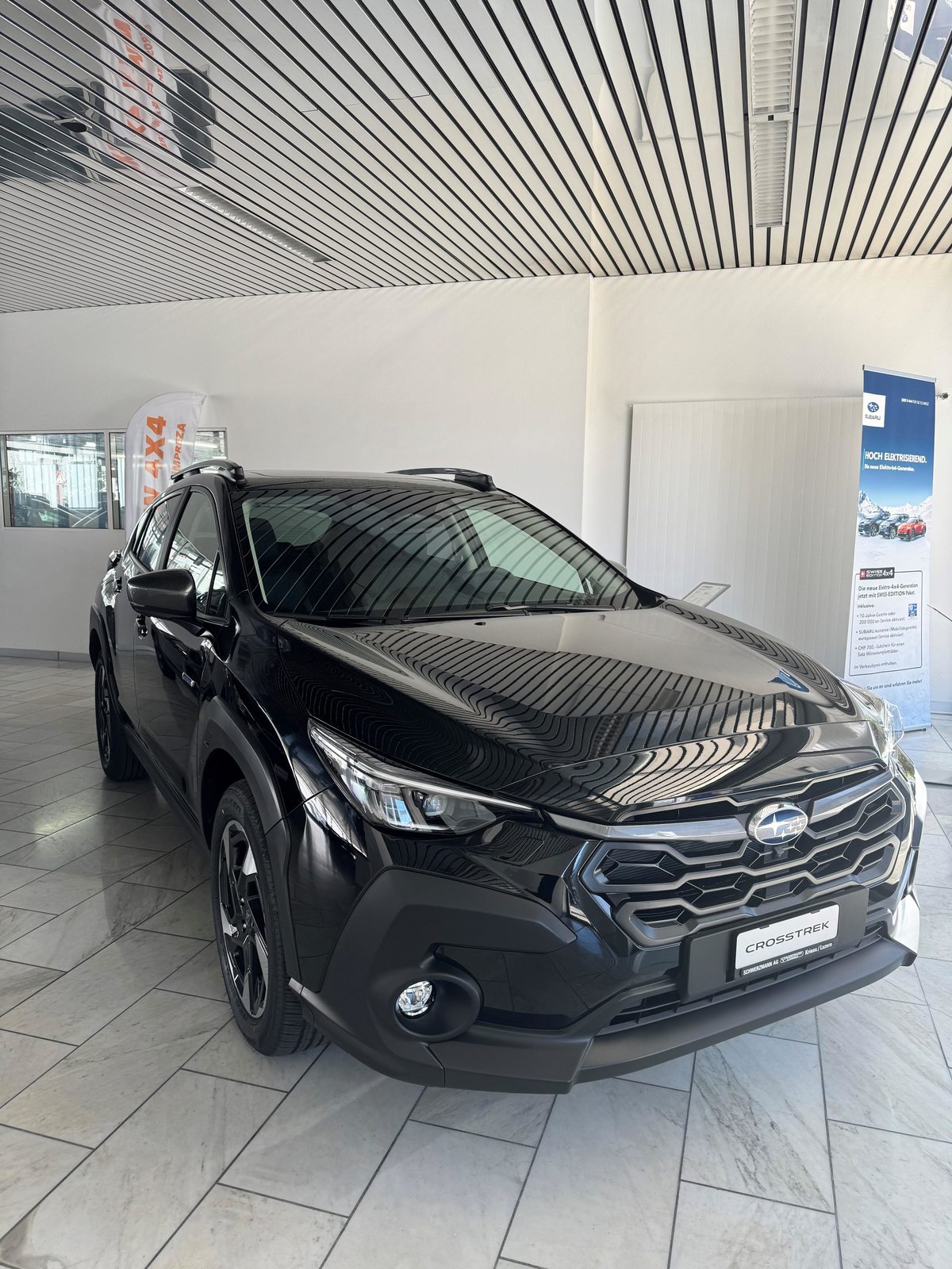 SUBARU Crosstrek 2.0i e-Boxer Luxury