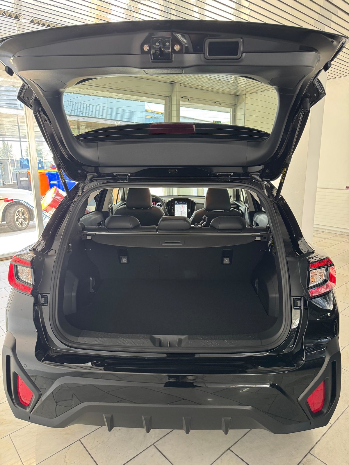 SUBARU Crosstrek 2.0i e-Boxer Luxury, Hybride Léger Essence/Électricité, Voiture nouvelle, Automatique - 5