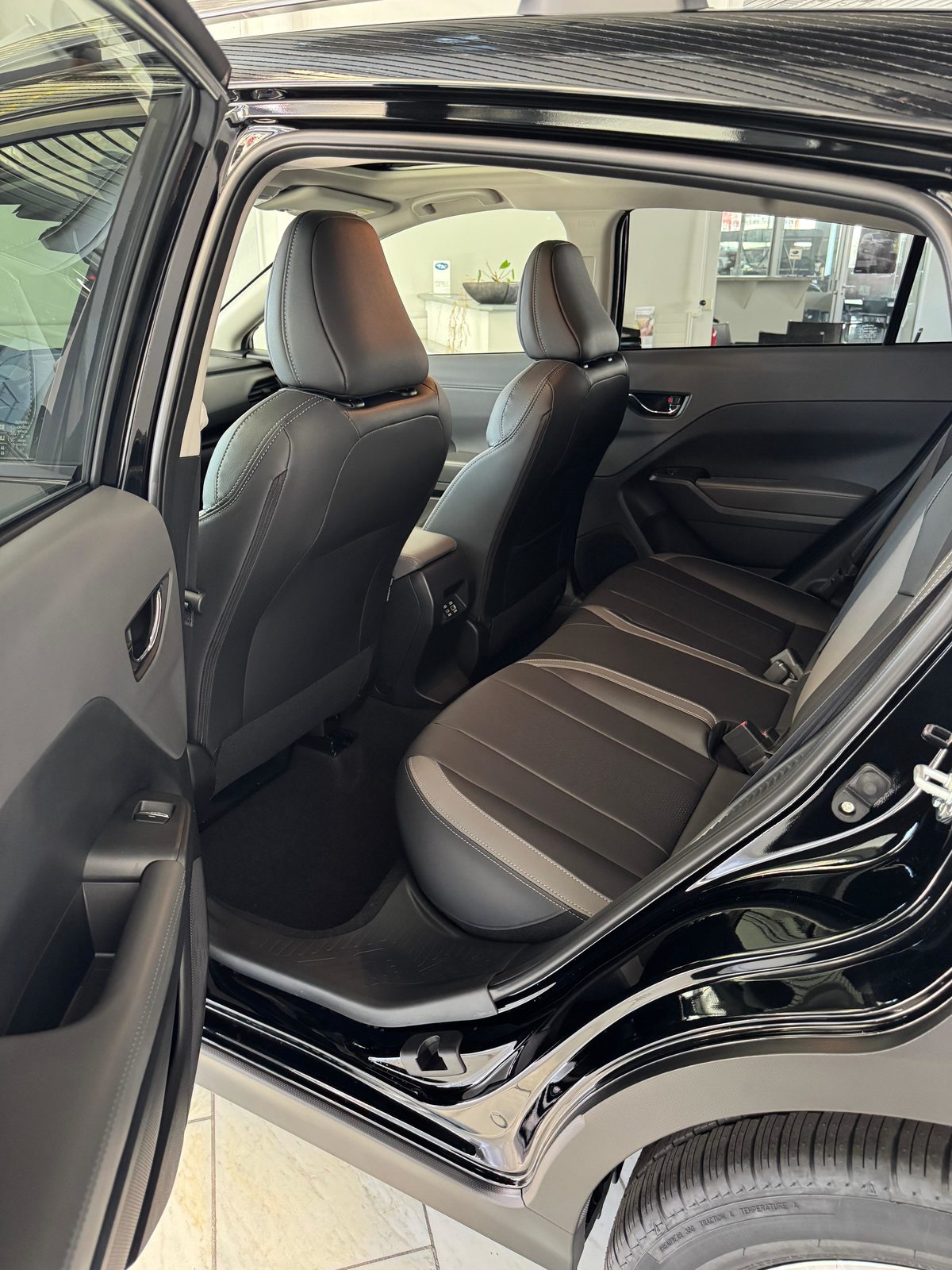 SUBARU Crosstrek 2.0i e-Boxer Luxury, Hybride Léger Essence/Électricité, Voiture nouvelle, Automatique - 7