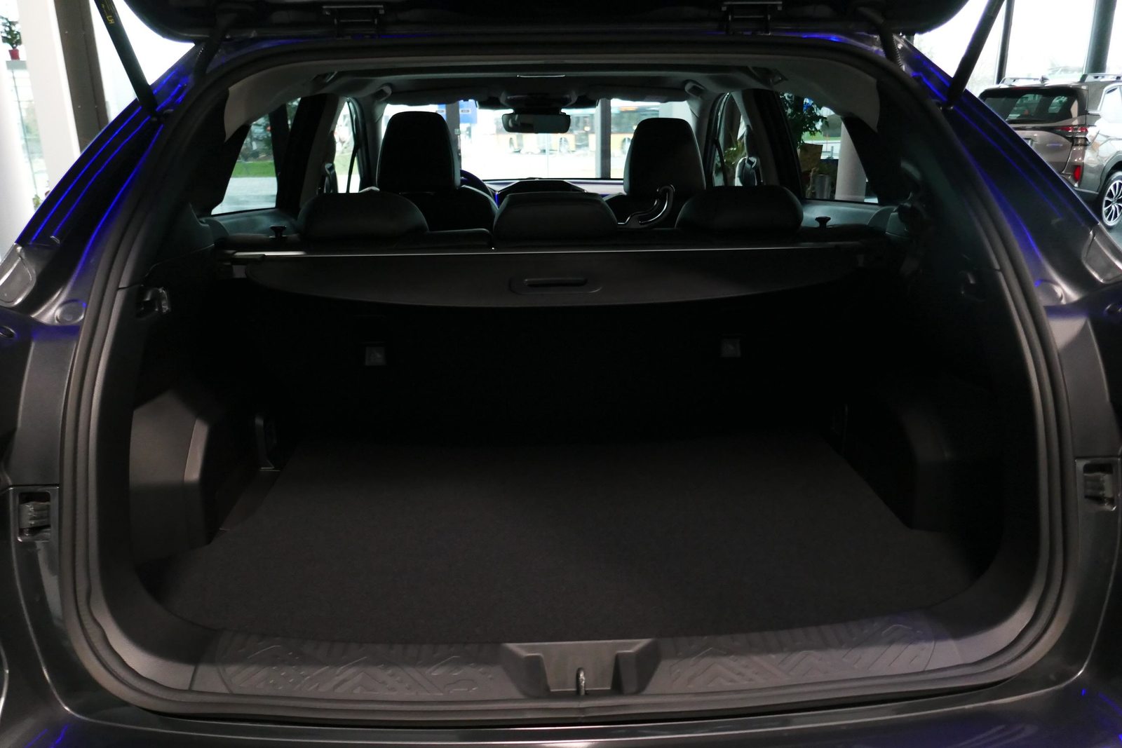 SUBARU Crosstrek 2.0i e-Boxer Luxury, Hybride Léger Essence/Électricité, Voiture nouvelle, Automatique - 5