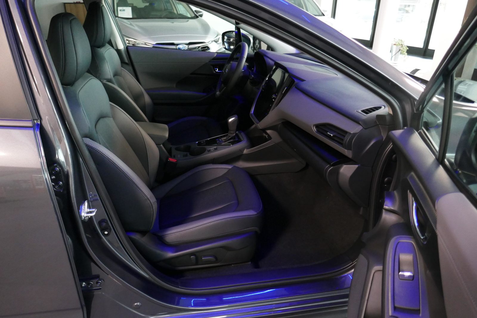 SUBARU Crosstrek 2.0i e-Boxer Luxury, Hybride Léger Essence/Électricité, Voiture nouvelle, Automatique - 6