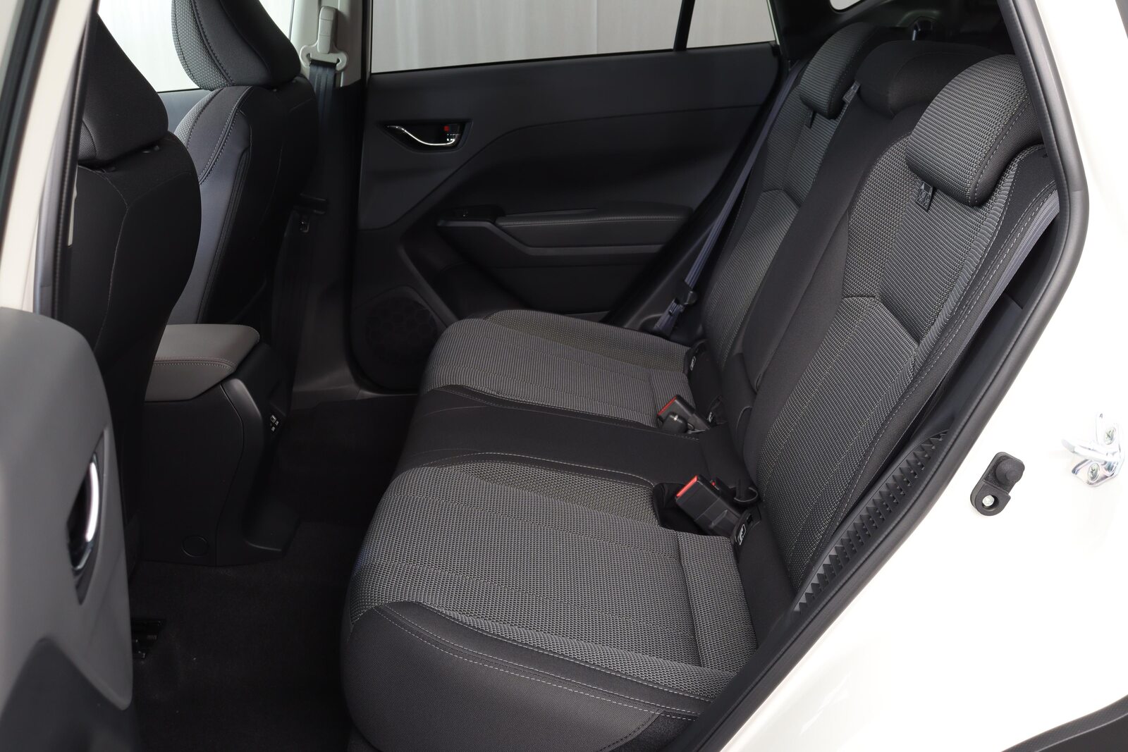 SUBARU Crosstrek 2.0i e-Boxer Swiss Plus, Mild-Hybrid Benzin/Elektro, Neuwagen, Automatik - 3