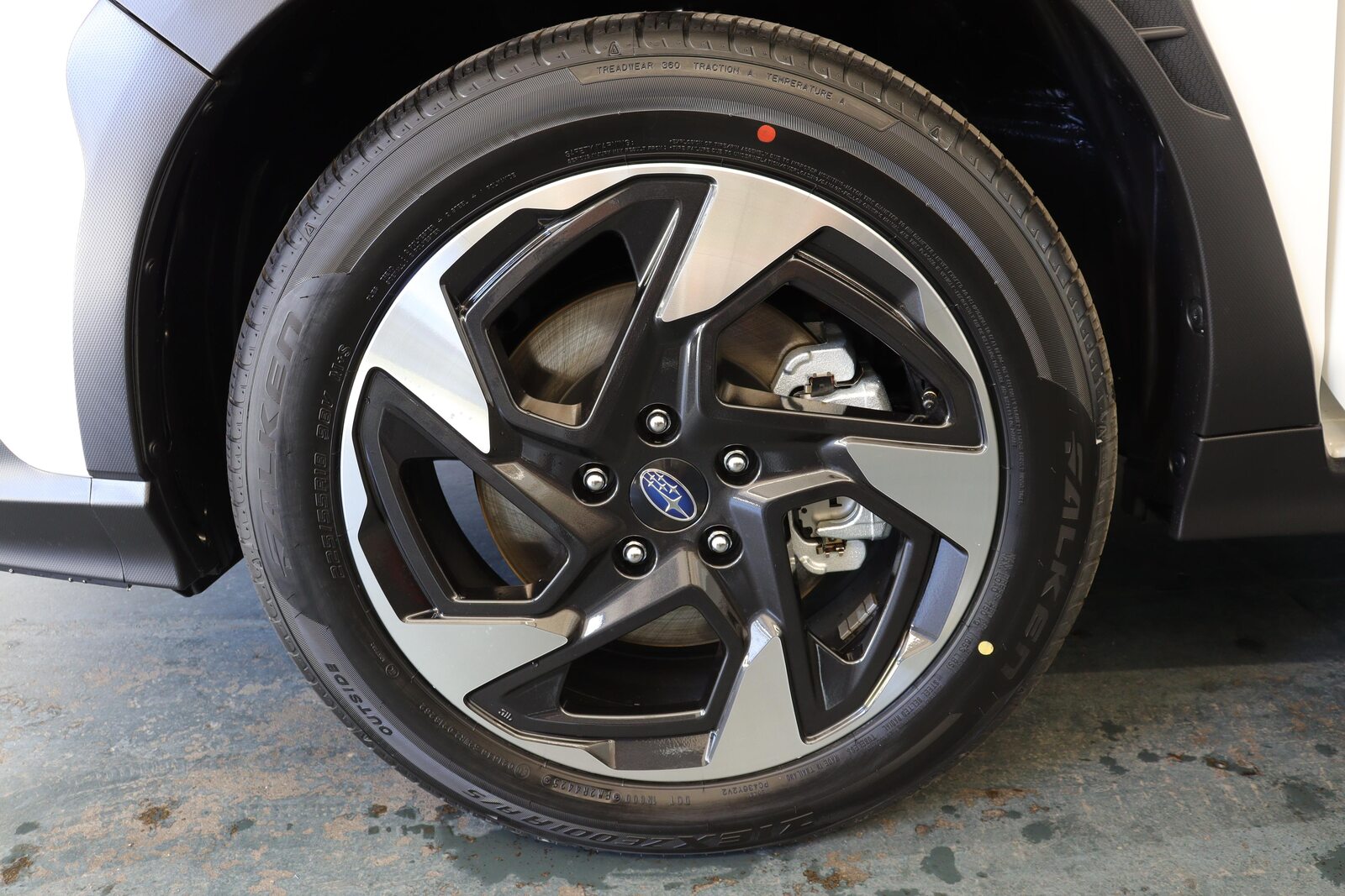 SUBARU Crosstrek 2.0i e-Boxer Swiss Plus, Mild-Hybrid Benzin/Elektro, Neuwagen, Automatik - 4