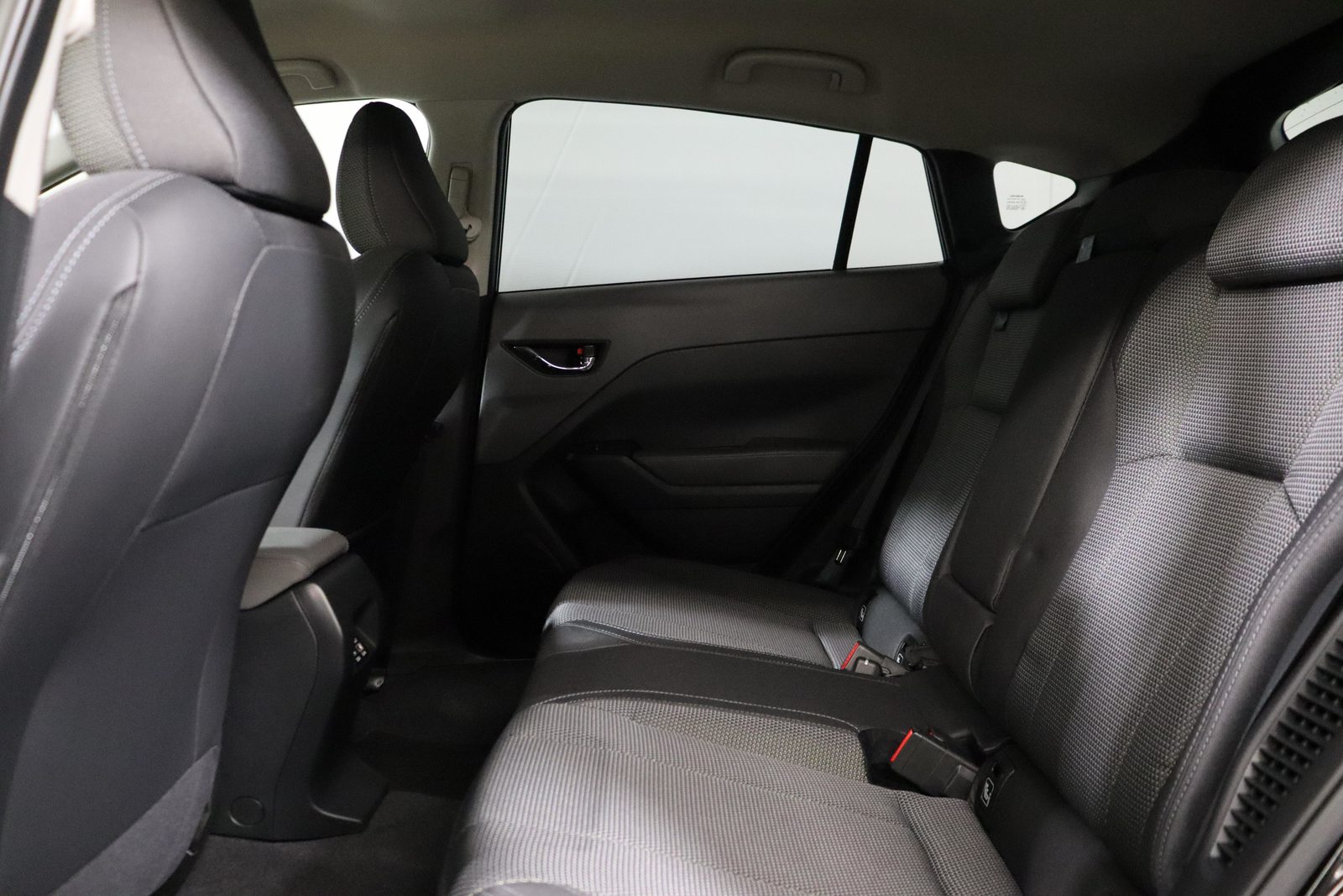 SUBARU Crosstrek 2.0i e-Boxer Swiss Plus, Hybride Leggero Benzina/Elettrica, Occasioni / Usate, Automatico - 4