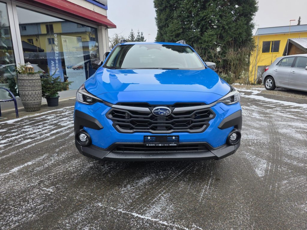 SUBARU CROSSTREK 2.0i e-Boxer Swiss Plus, Mild-Hybrid Petrol/Electric, Second hand / Used, Automatic - 3