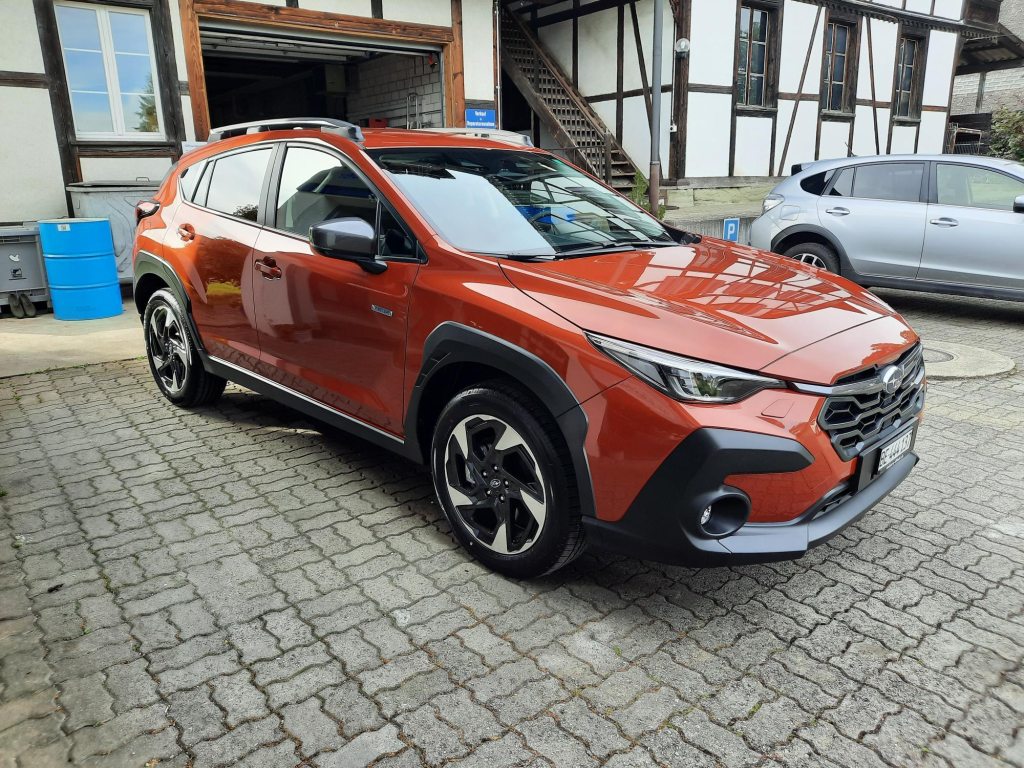 SUBARU CROSSTREK 2.0i e-Boxer Swiss Plus, Mild-Hybrid Petrol/Electric, Ex-demonstrator, Automatic - 3
