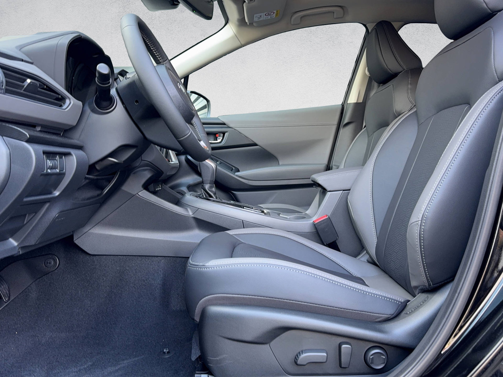 SUBARU Crosstrek 2.0i e-Boxer Luxury, Hybride Intégral Essence/Électricité, Voiture de démonstration, Automatique - 4