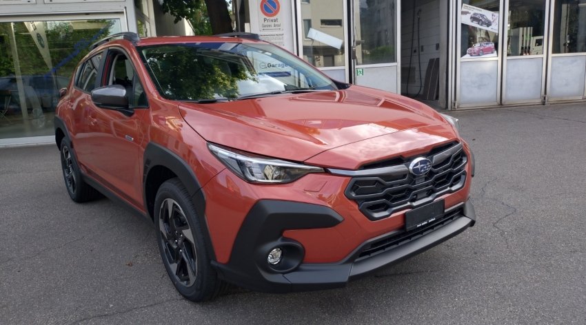 SUBARU Crosstrek 2.0i e-Boxer Swiss Plus, Mild-Hybrid Petrol/Electric, Ex-demonstrator, Automatic - 4
