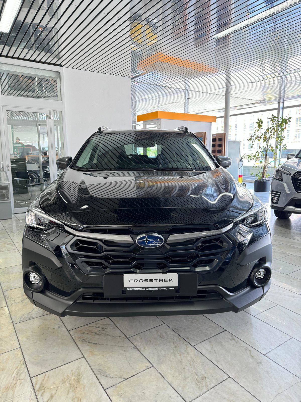 SUBARU Crosstrek 2.0i e-Boxer Luxury, Hybride Léger Essence/Électricité, Voiture de démonstration, Automatique - 2
