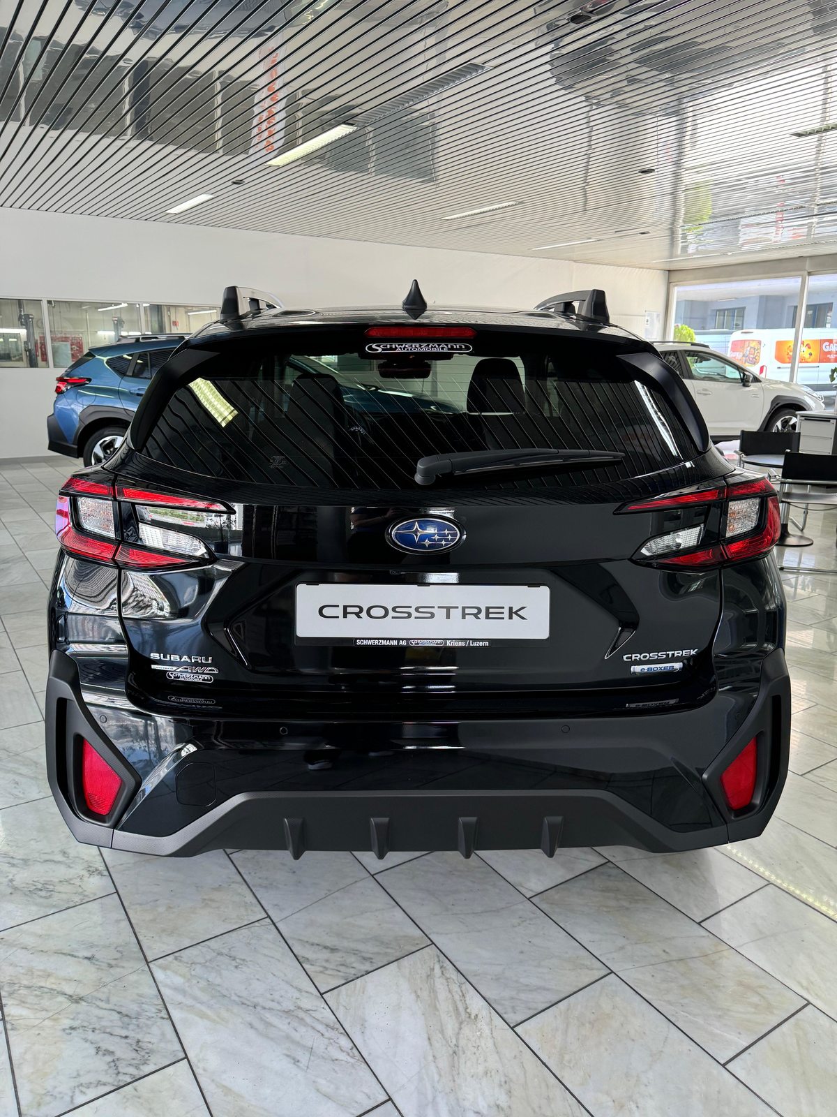 SUBARU Crosstrek 2.0i e-Boxer Luxury, Hybride Léger Essence/Électricité, Voiture de démonstration, Automatique - 4
