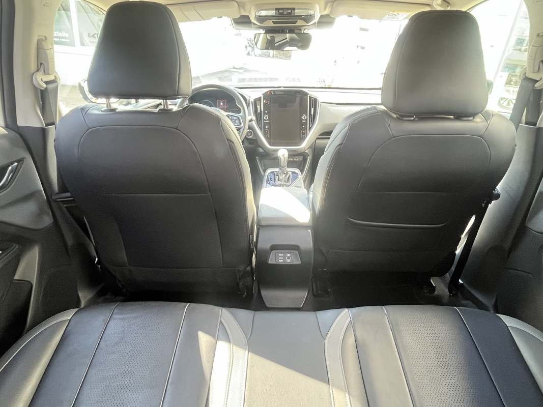 SUBARU Crosstrek 2.0i e-Boxer Luxury, Mild-Hybrid Petrol/Electric, Ex-demonstrator, Automatic - 6