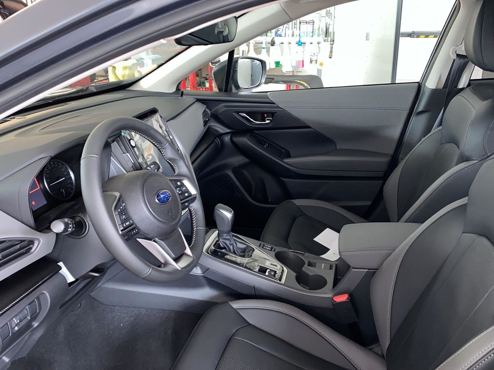 SUBARU Crosstrek 2.0i e-Boxer Luxury, Hybride Léger Essence/Électricité, Voiture nouvelle, Automatique - 5