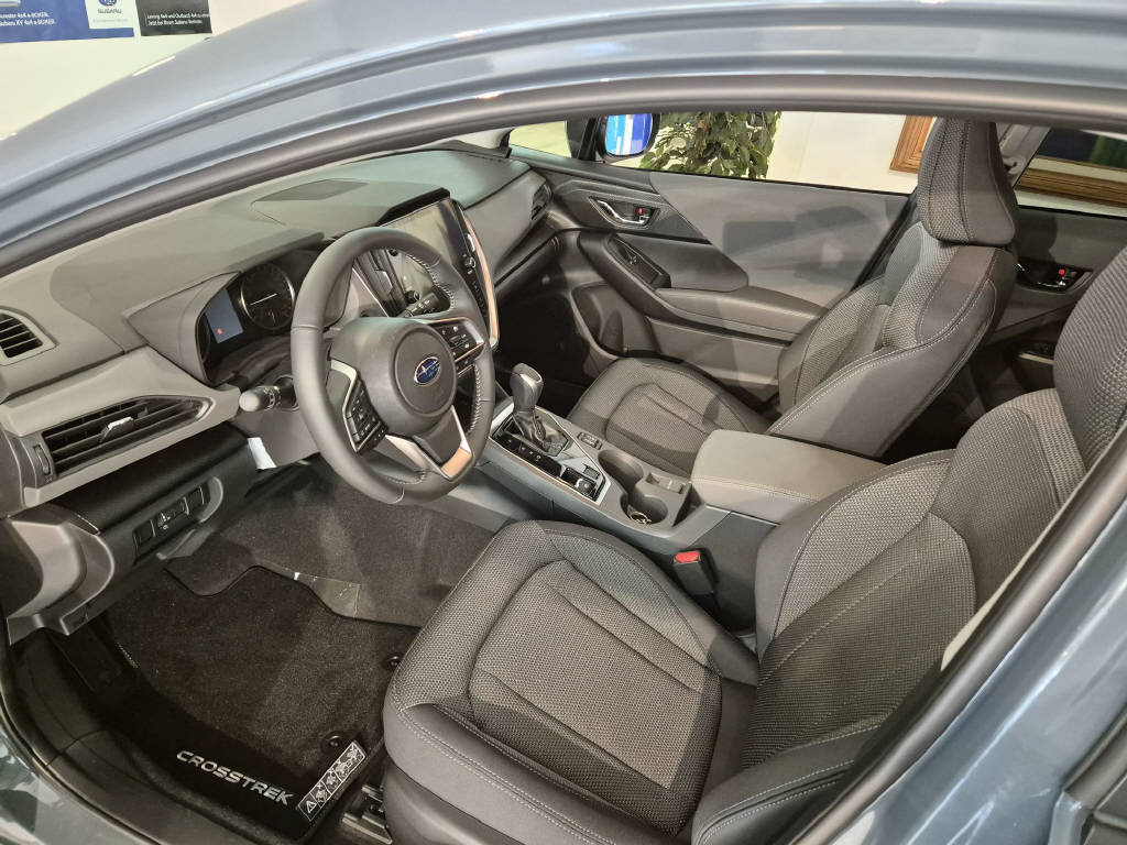 SUBARU Crosstrek 2.0i e-Boxer Swiss Plus, Mild-Hybrid Petrol/Electric, Ex-demonstrator, Automatic - 4