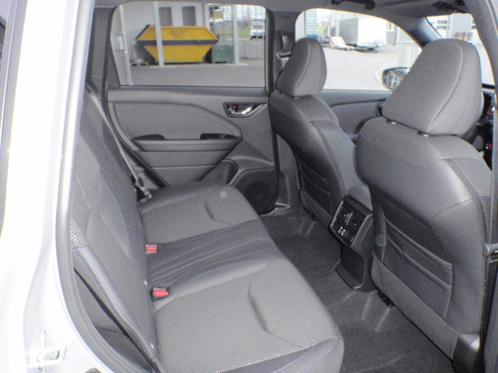 SUBARU FORESTER 2.0i e-Boxer Swiss Plus, Mild-Hybrid Benzin/Elektro, Neuwagen, Automatik - 6