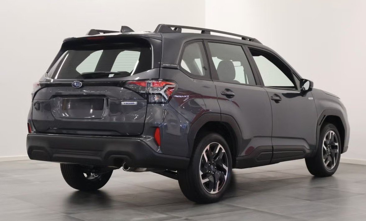 SUBARU Forester 2.0i Advantage Lineartronic, Hybride Integrale Benzina/Elettrica, Auto nuove, Automatico - 3