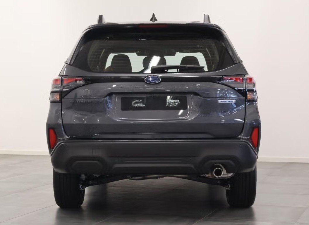 SUBARU Forester 2.0i Advantage Lineartronic, Hybride Integrale Benzina/Elettrica, Auto nuove, Automatico - 4