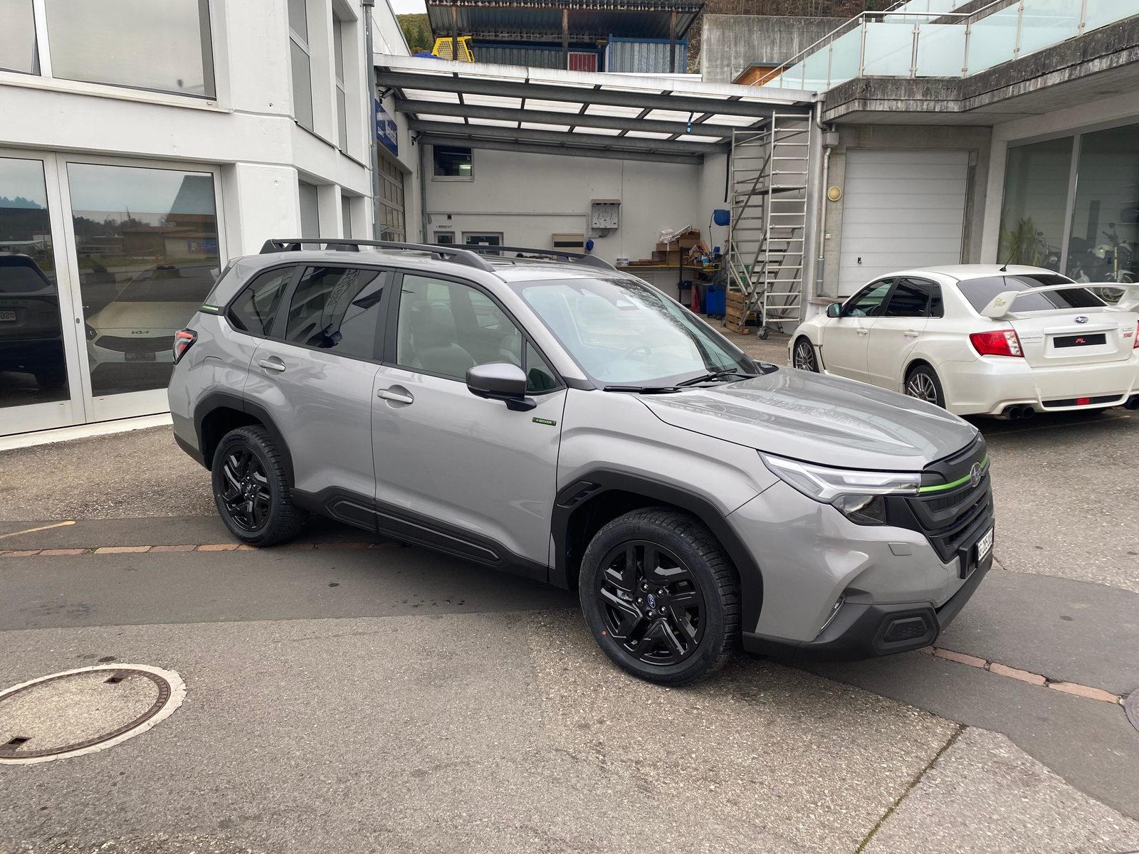 SUBARU Forester Station 2.0i e-Boxer Sport, Hybride Leggero Benzina/Elettrica, Auto nuove, Automatico - 3