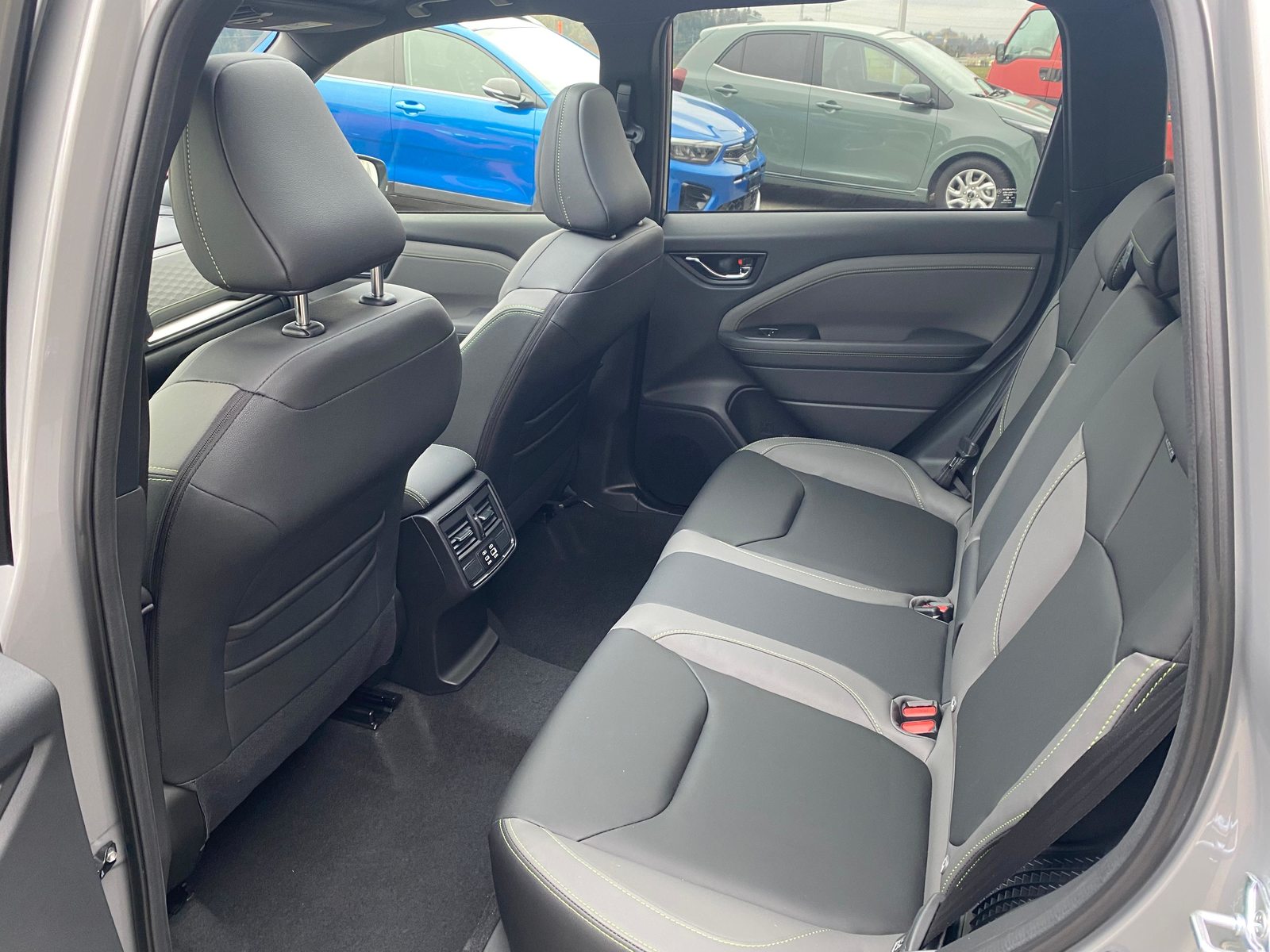 SUBARU Forester Station 2.0i e-Boxer Sport, Hybride Leggero Benzina/Elettrica, Auto nuove, Automatico - 6