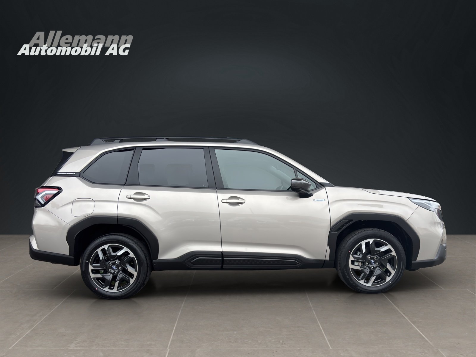 SUBARU Forester Station 2.0i e-Boxer Swiss Plus, Hybride Leggero Benzina/Elettrica, Auto nuove, Automatico - 5